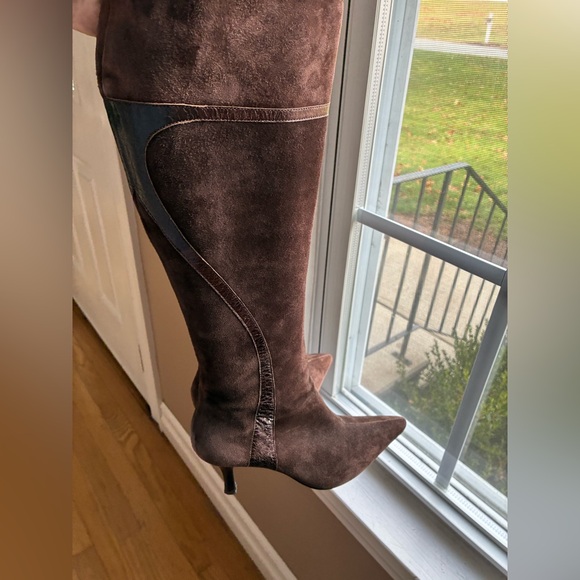 Women’s Genuine Suede Knee High Chocolate Dark Brown Heeled Boots - Picture 4 of 12